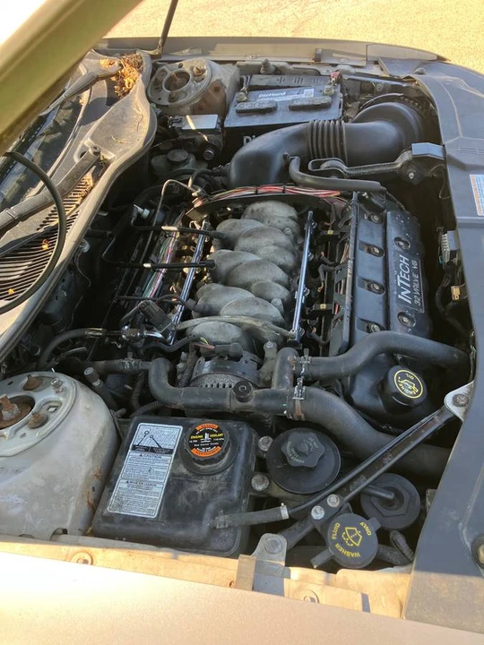 1999 Lincoln Continental 9th Gen - Image 8 of 19
