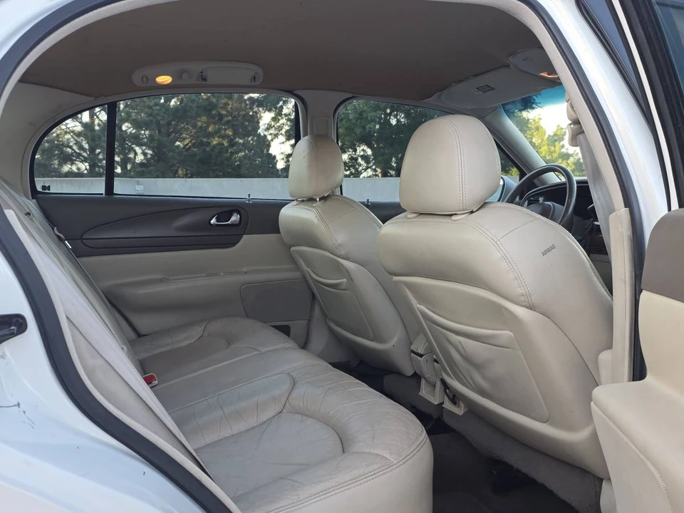 1999 Lincoln Continental 9th Gen - Image 18 of 21