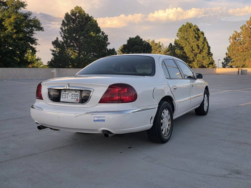 1999 Lincoln Continental 9th Gen - Image 9 of 21