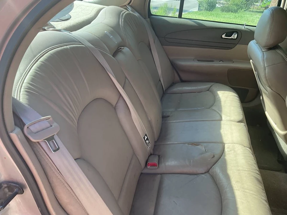 1999 Lincoln Continental 9th Gen - Image 5 of 9
