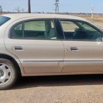 1999 Lincoln Continental