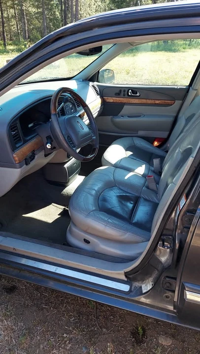 1999 Lincoln Continental 9th Gen - Image 6 of 12