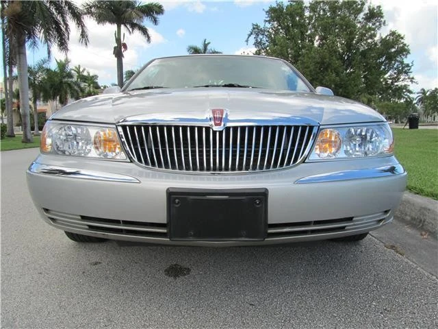 1999 Lincoln Continental 9th Gen - Image 12 of 12