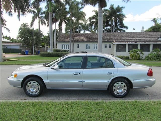 1999 Lincoln Continental 9th Gen - Image 7 of 12