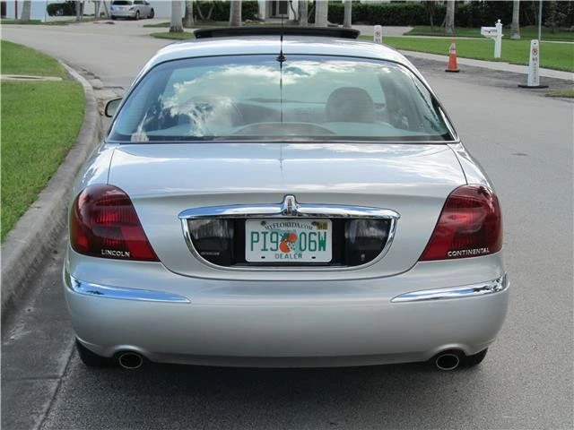 1999 Lincoln Continental 9th Gen - Image 4 of 12