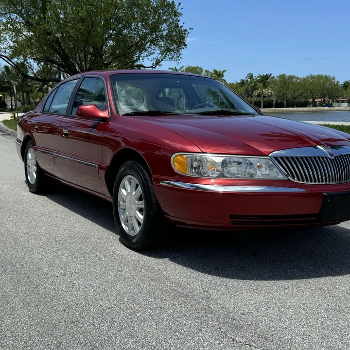 1999 Lincoln Continental 9th Gen - Image 3 of 12