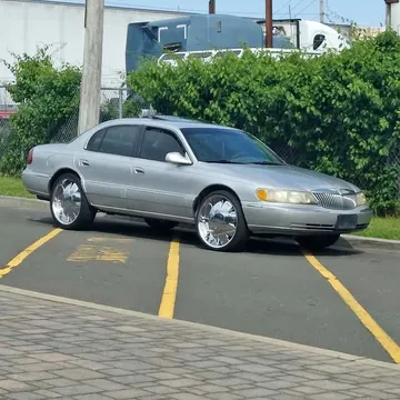 1999 Lincoln Continental Premiere Sedan 4D