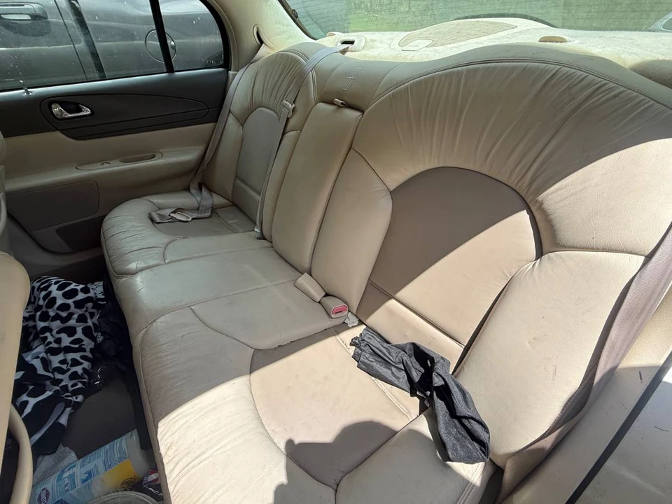 2000 Lincoln Continental 9th Gen - Image 8 of 10