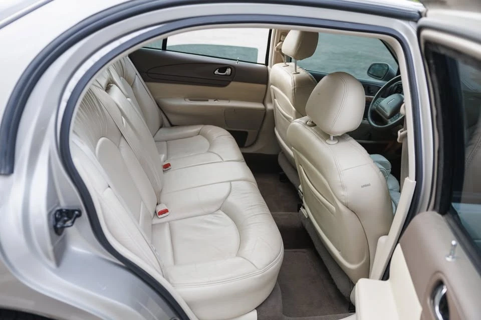1999 Lincoln Continental 9th Gen - Image 14 of 20