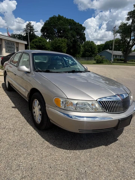 1999 Lincoln Continental 9th Gen - Image 2 of 9