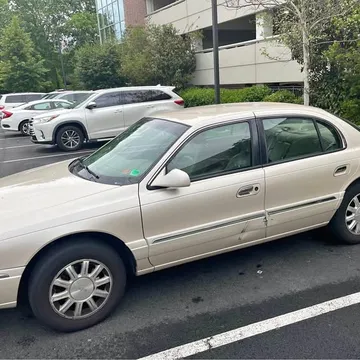 1999 Lincoln Continental Sedan 4D