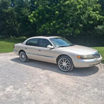 1999 Lincoln Continental Sedan 4D