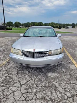 1999 Lincoln Continental Sedan 4D
