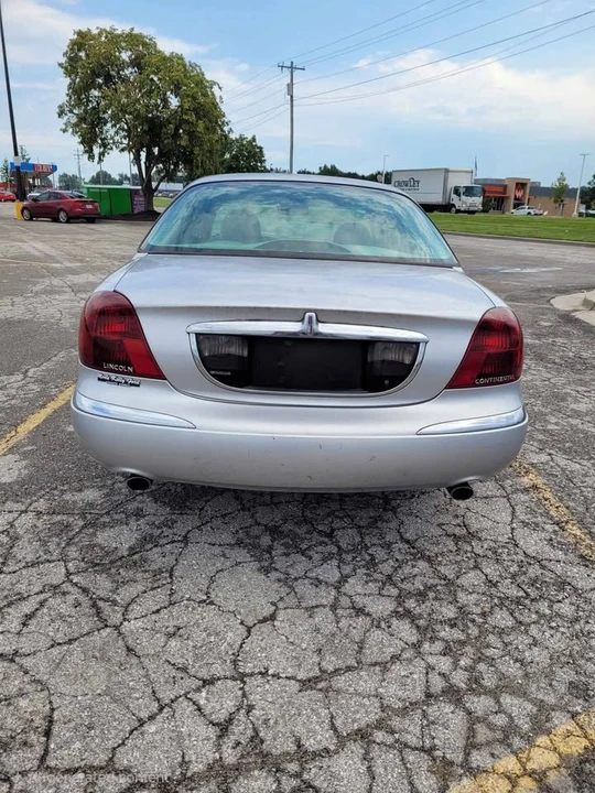 1999 Lincoln Continental 9th Gen - Image 2 of 16