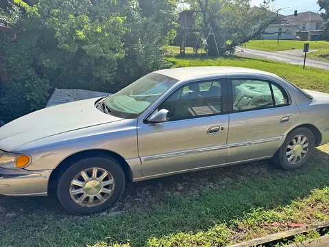 1999 Lincoln Continental Sedan 4D