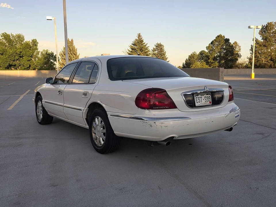 1999 Lincoln Continental 9th Gen - Image 7 of 20