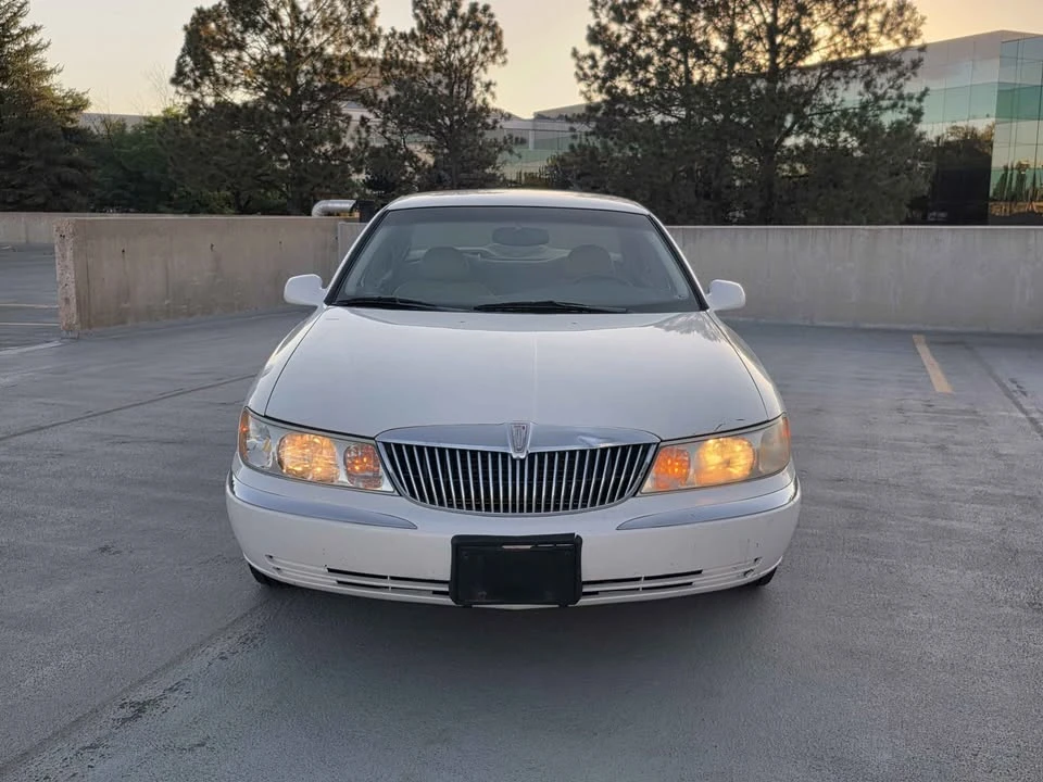 1999 Lincoln Continental 9th Gen - Image 3 of 20