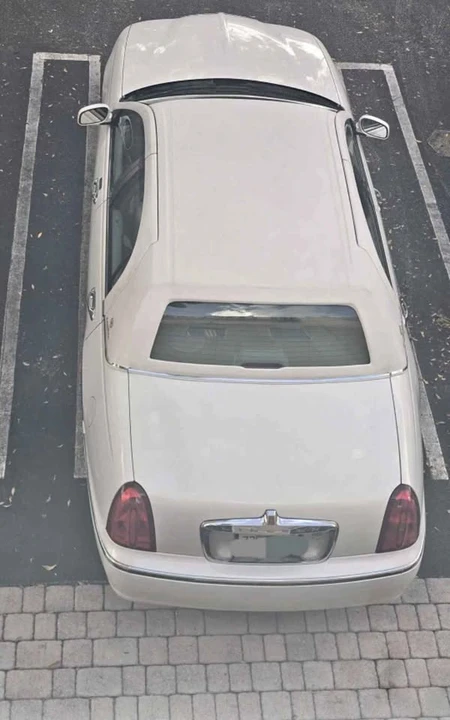 1999 Lincoln Continental 9th Gen - Image 3 of 6