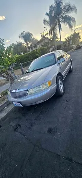 1999 Lincoln Continental Select Sedan 4D