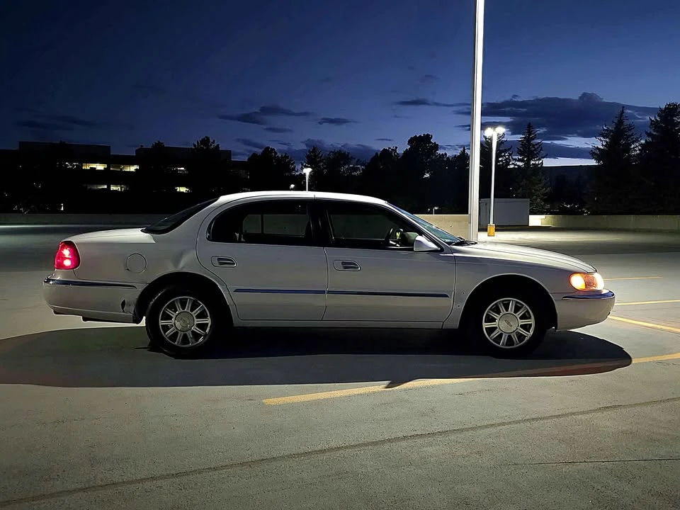 1999 Lincoln Continental 9th Gen - Image 6 of 16