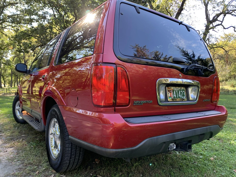1999 Lincoln Navigator 1st Gen - Image 22 of 31