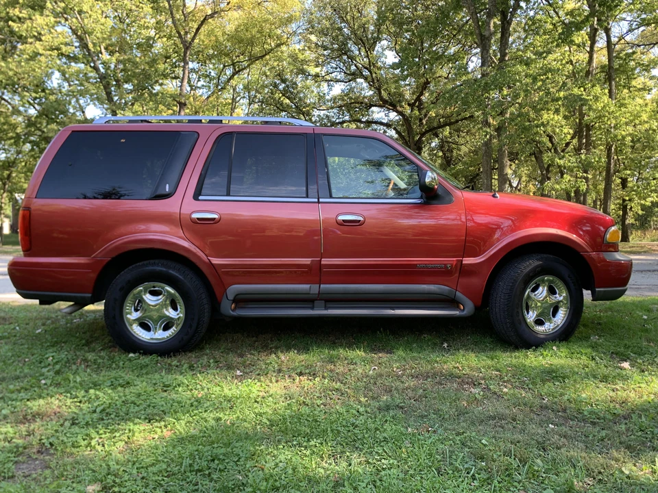 1999 Lincoln Navigator 1st Gen - Image 31 of 31