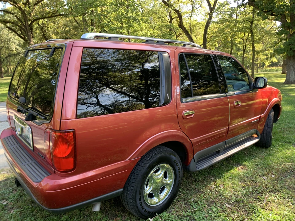1999 Lincoln Navigator 1st Gen - Image 30 of 31