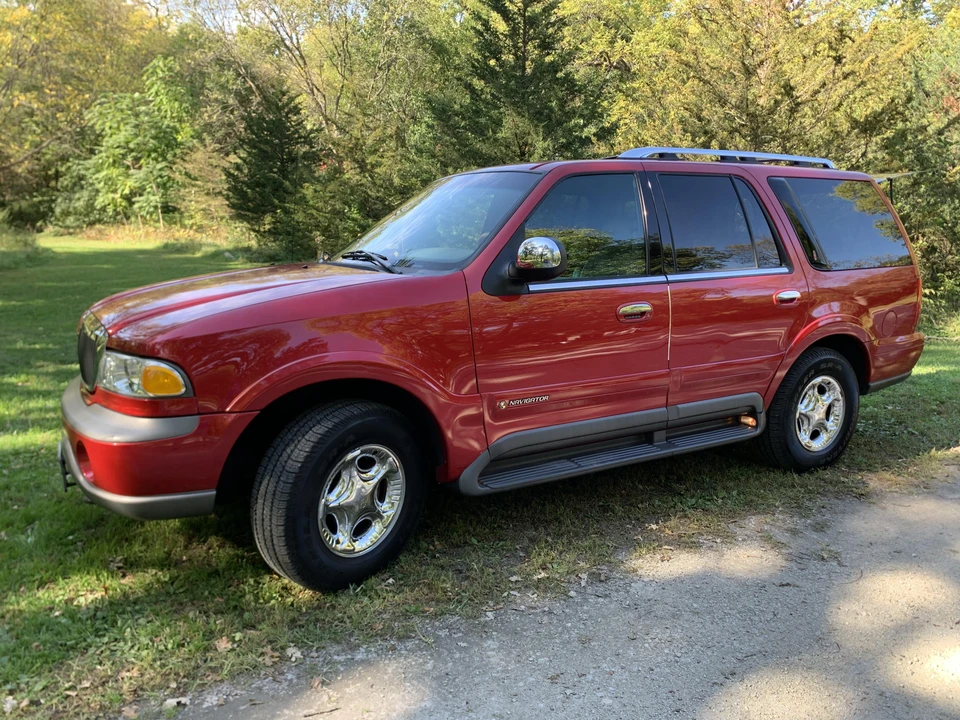 1999 Lincoln Navigator 1st Gen - Image 17 of 31