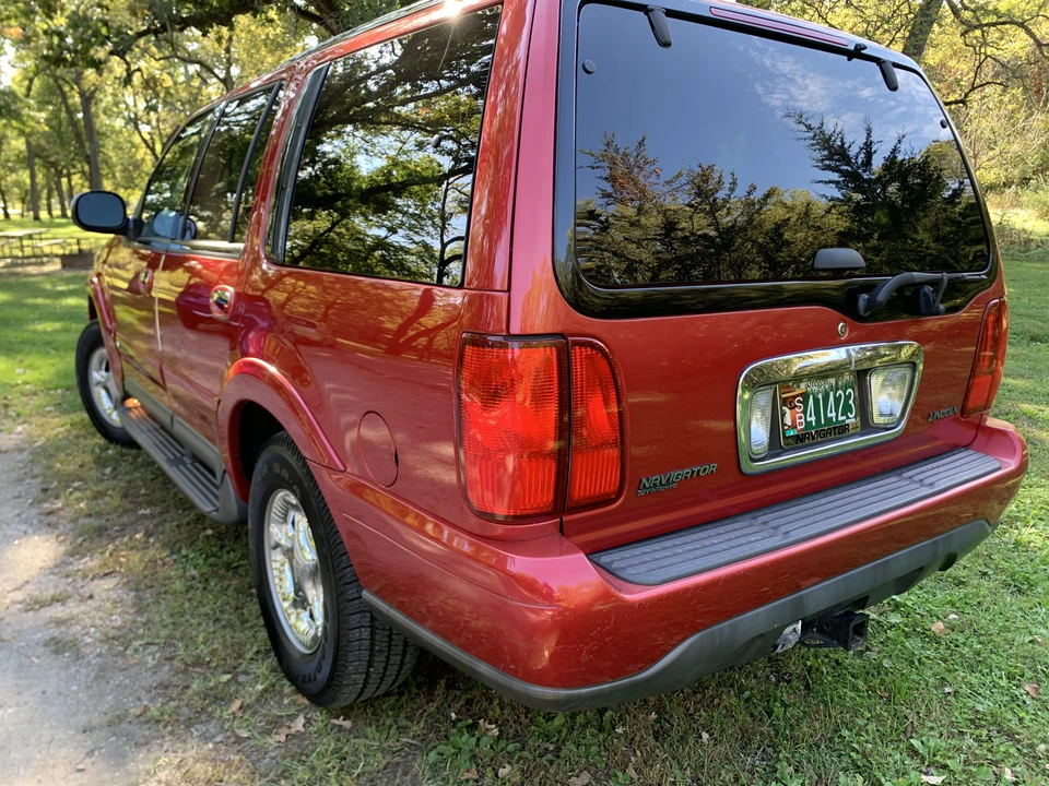 1999 Lincoln Navigator 1st Gen - Image 21 of 31