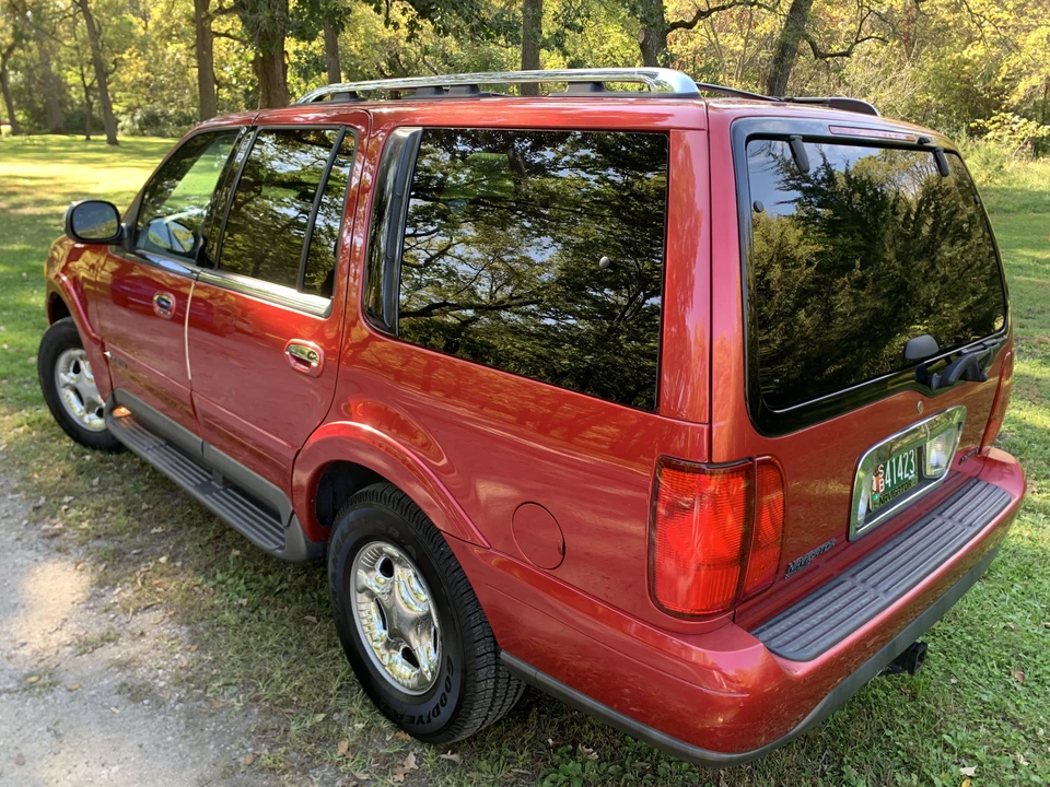 1999 Lincoln Navigator 1st Gen - Image 19 of 31