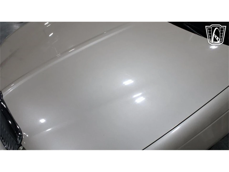 1999 Lincoln Town Car - Image 25 of 31