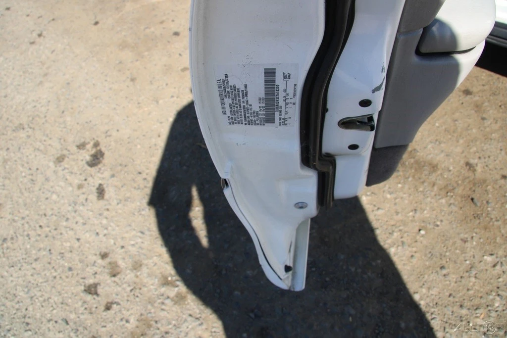 1999 Lincoln Town Car - Image 12 of 21