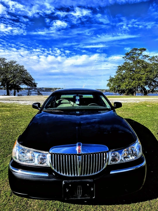 1999 Lincoln Town Car - Image 8 of 20