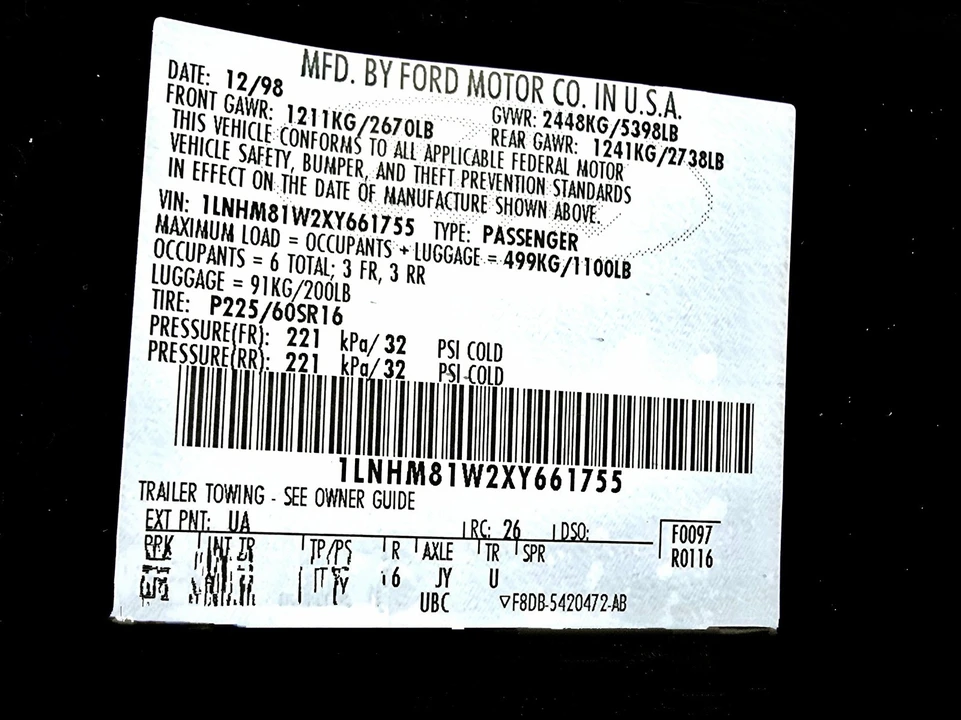 1999 Lincoln Town Car - Image 7 of 20
