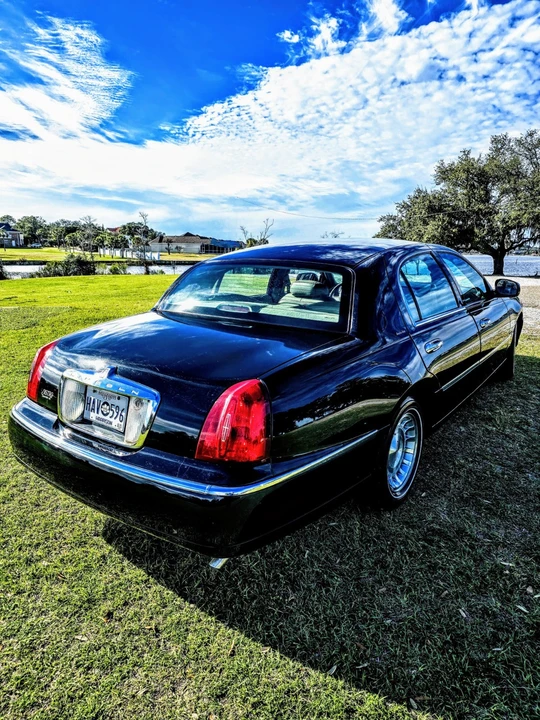 1999 Lincoln Town Car - Image 12 of 20