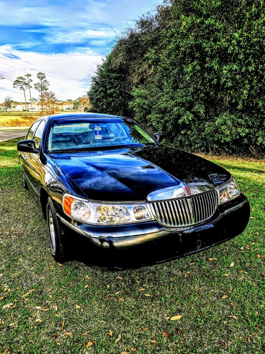1999 Lincoln Town Car - Image 14 of 20