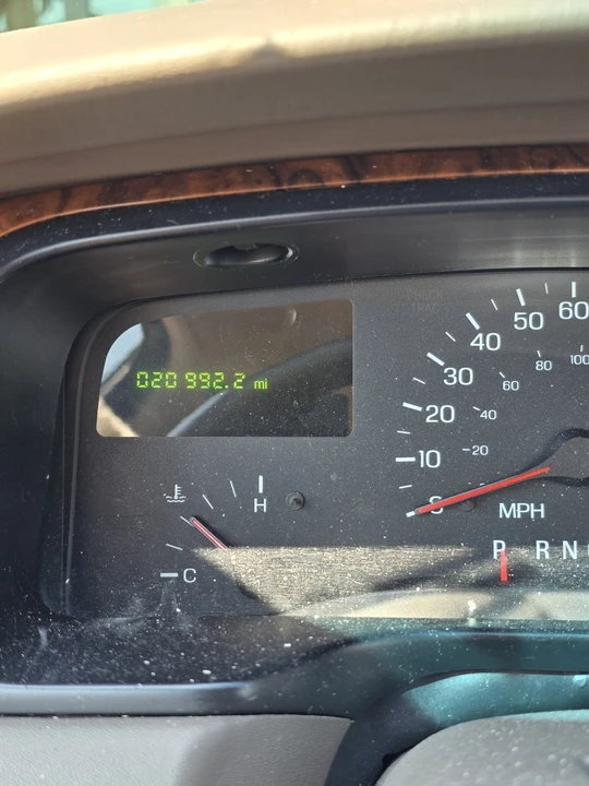 1999 Lincoln Town Car - Image 4 of 20