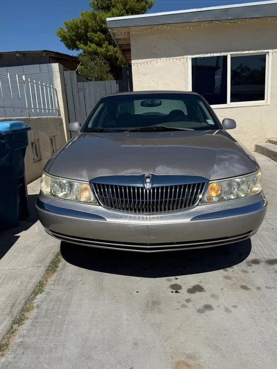 1999 Lincoln Continental 9th Gen - Image 5 of 6
