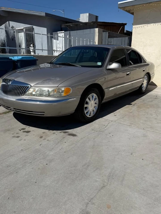 1999 Lincoln Continental 9th Gen - Image 6 of 6