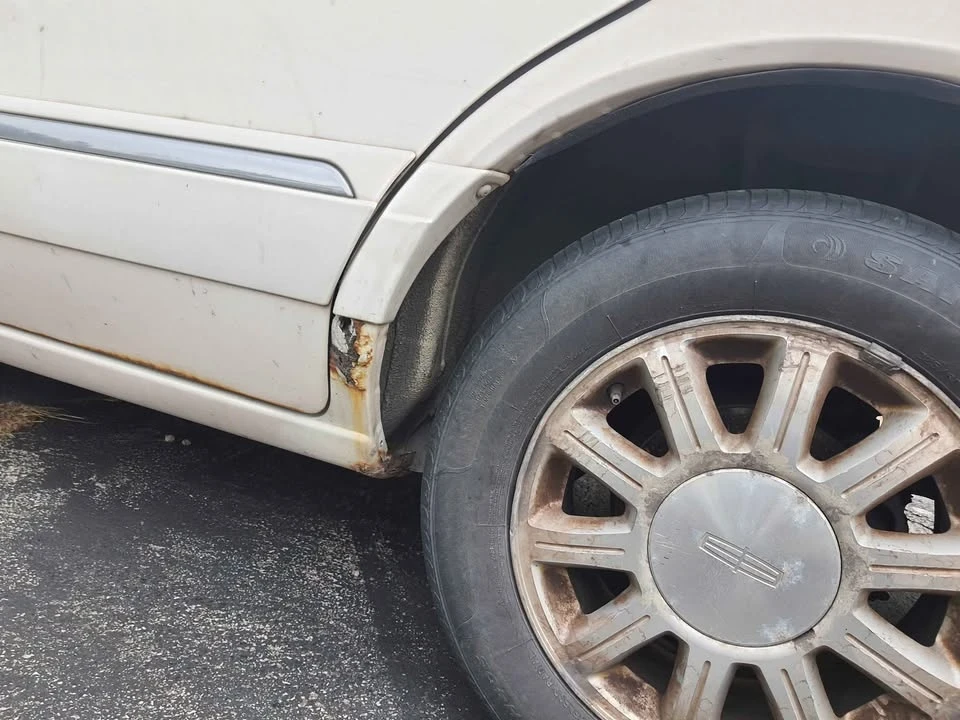 1999 Lincoln Continental 9th Gen - Image 3 of 12