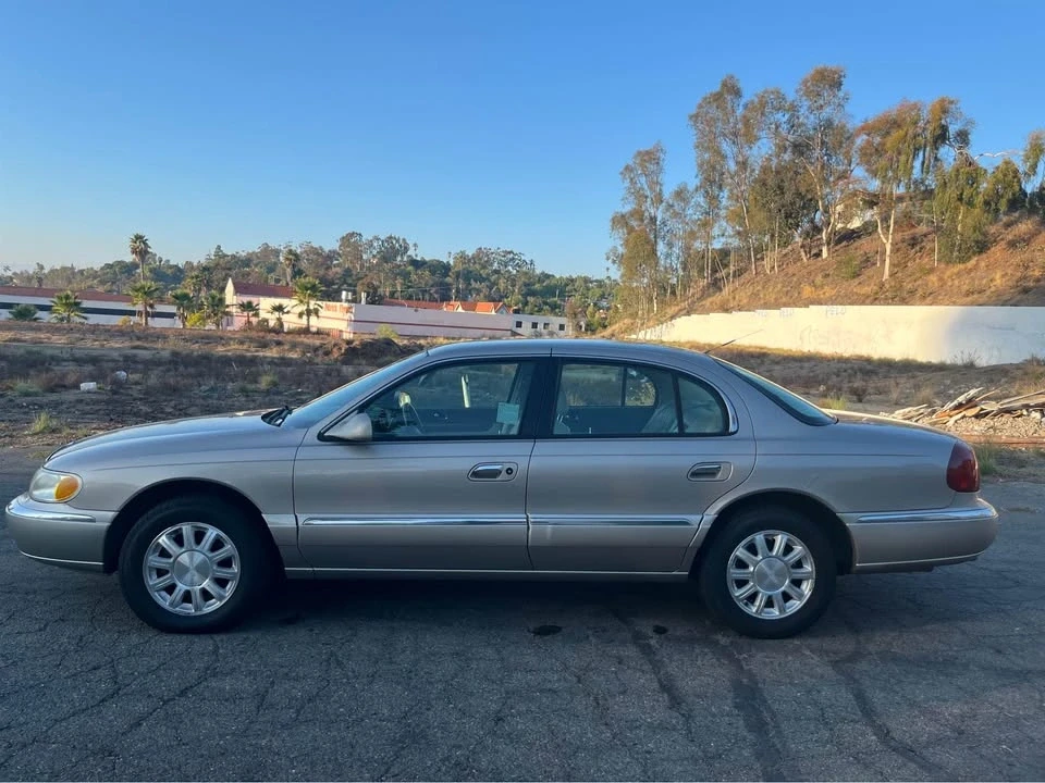 1999 Lincoln Continental 9th Gen - Image 5 of 17