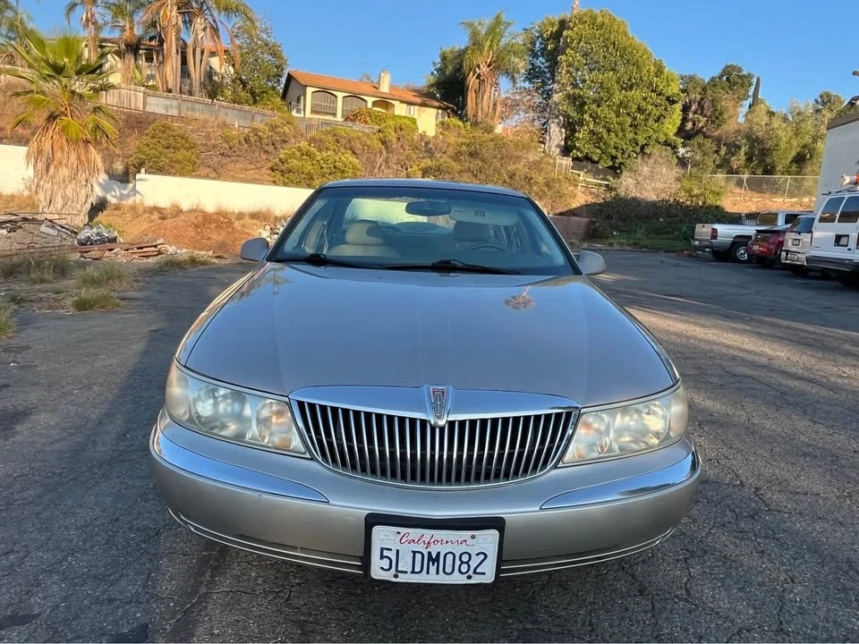1999 Lincoln Continental 9th Gen - Image 3 of 17