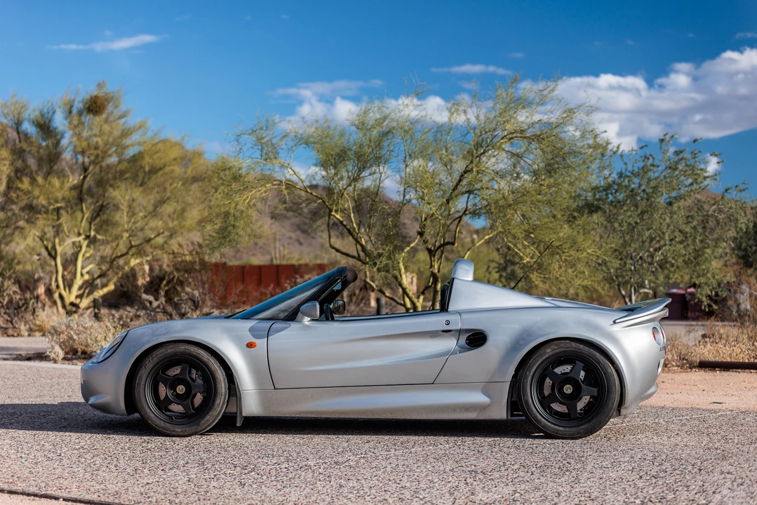1999 Lotus Elise Series 1 - Image 11 of 31