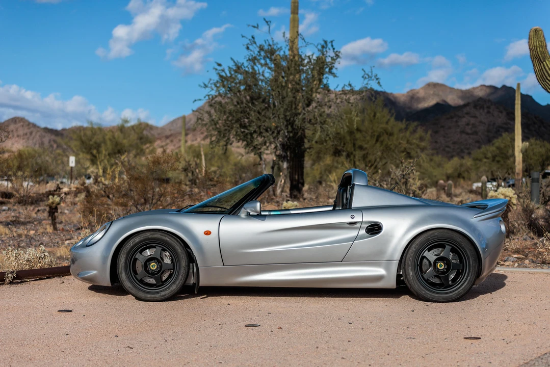 1999 Lotus Elise Series 1 - Image 12 of 31