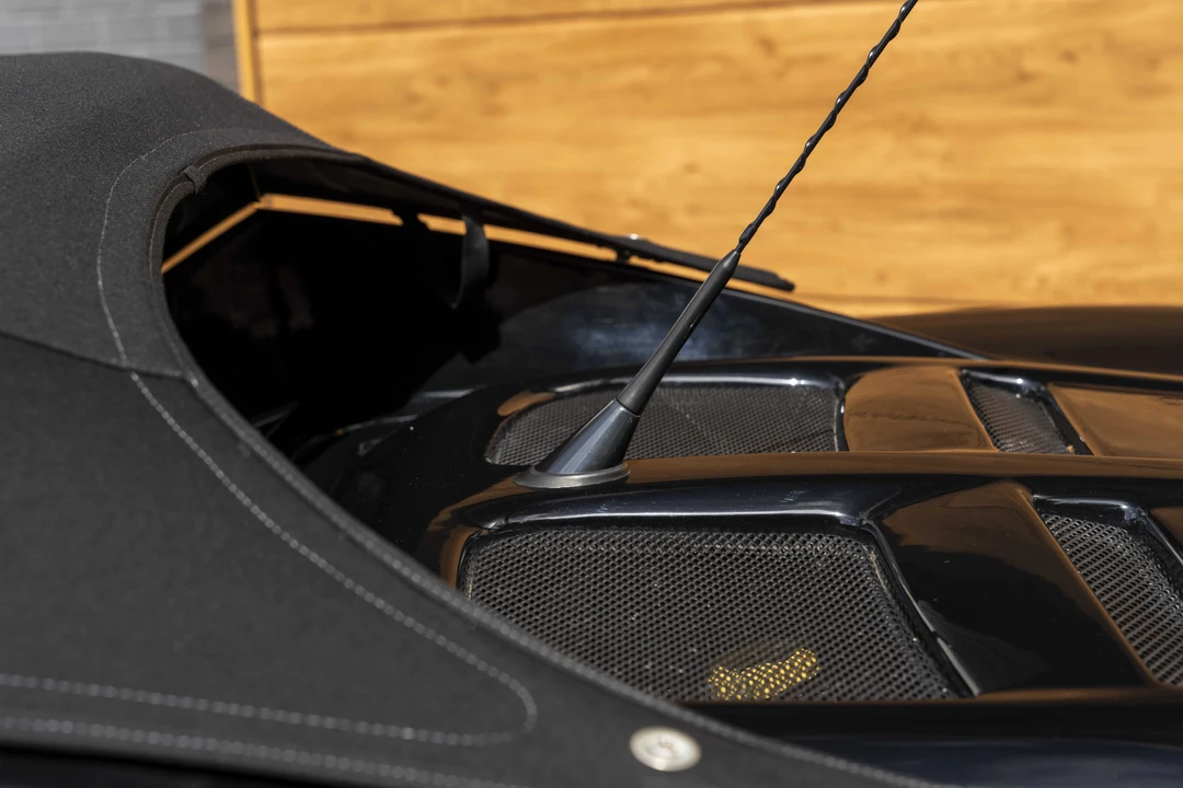 1998 Lotus Elise Series 1 - Image 25 of 31