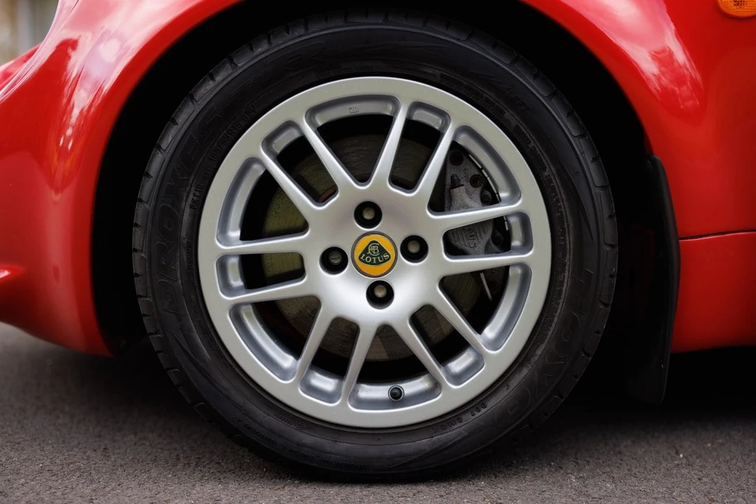 1999 Lotus Elise Series 1 - Image 15 of 31