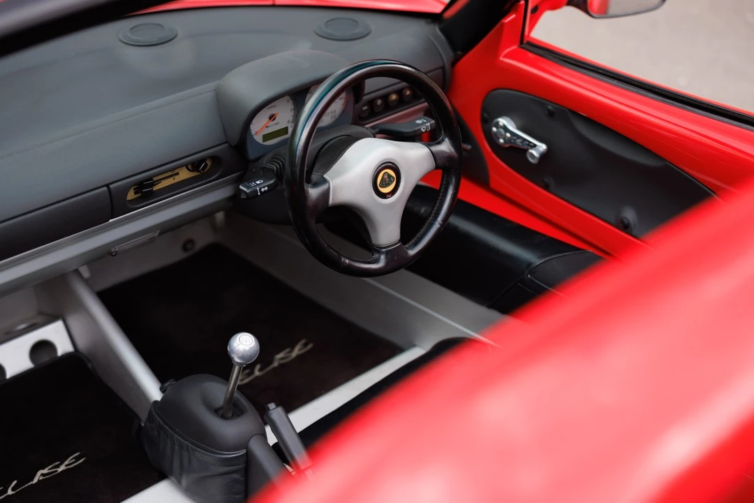 1999 Lotus Elise Series 1 - Image 9 of 31