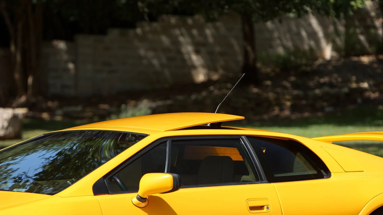1999 Lotus Esprit V8 - Image 21 of 31