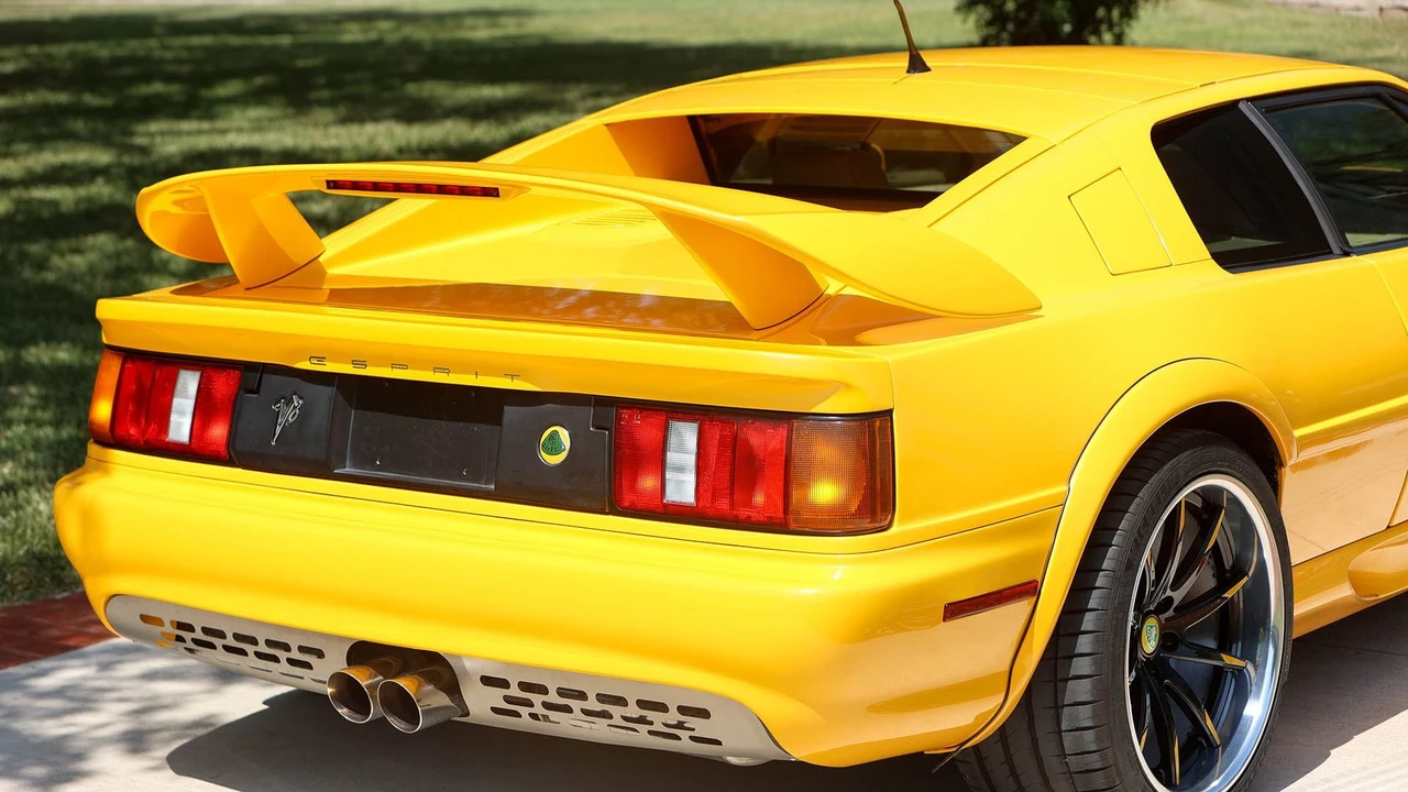 1999 Lotus Esprit V8 - Image 31 of 31
