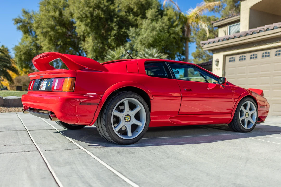 1999 Lotus Esprit Series 4 - Image 9 of 31